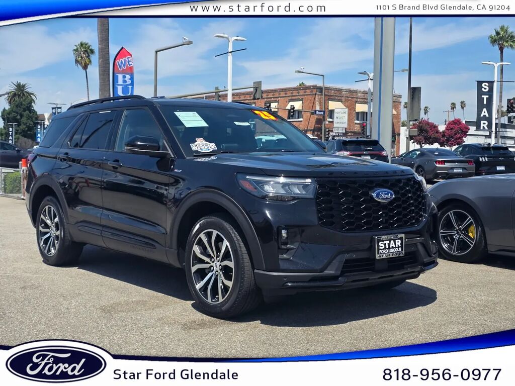 2025 Ford Explorer ST-Line — photo 1 of 13