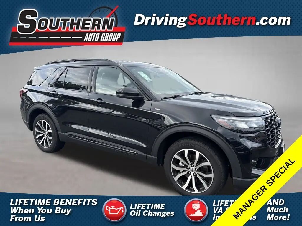 2025 Ford Explorer ST-Line — photo 1 of 13