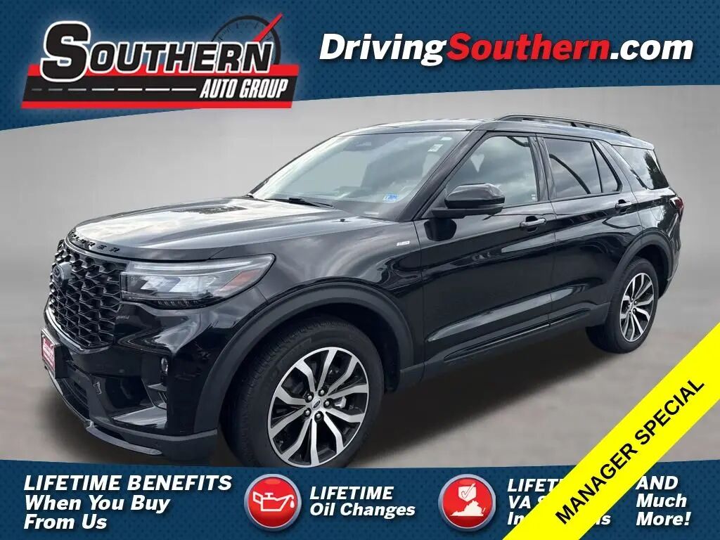 2025 Ford Explorer ST-Line — photo 1 of 18
