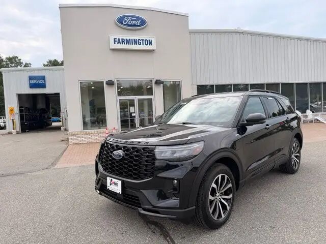 2025 Ford Explorer ST-Line — photo 1 of 13