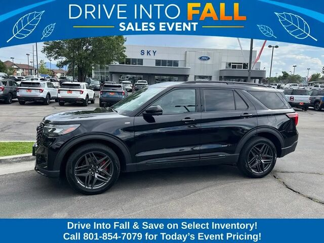 2025 Ford Explorer ST-Line