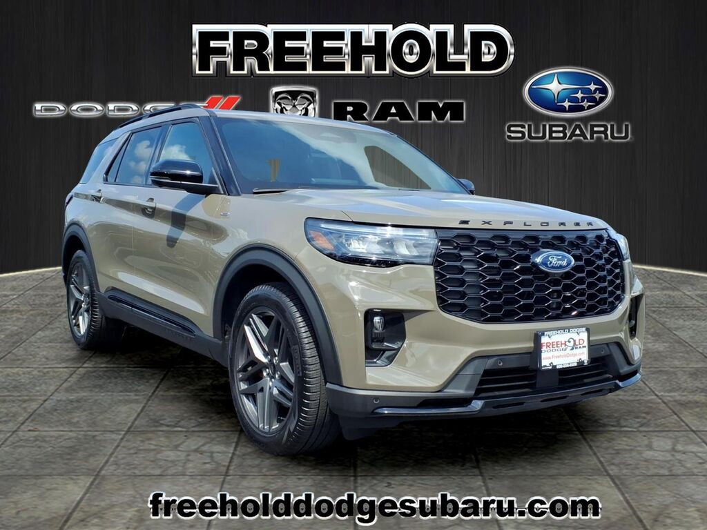 2026 Ford Explorer ST-Line — photo 1 of 26