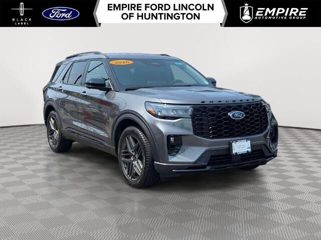 2026 Ford Explorer ST-Line — photo 1 of 39
