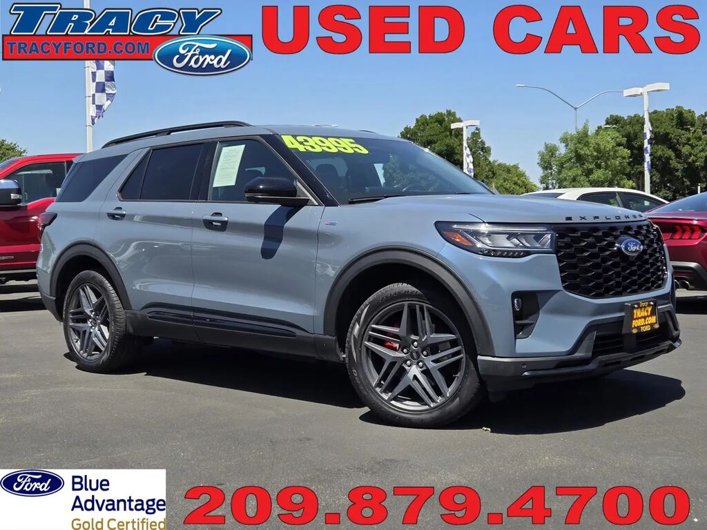 2025 Ford Explorer ST-Line — photo 1 of 13