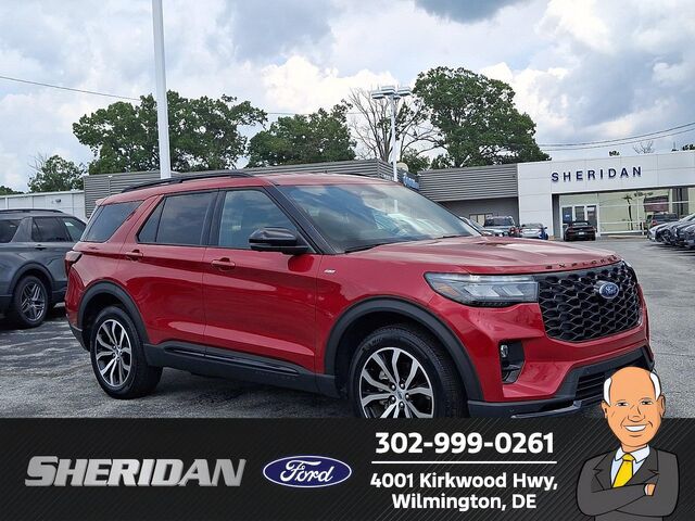 2025 Ford Explorer ST-Line
