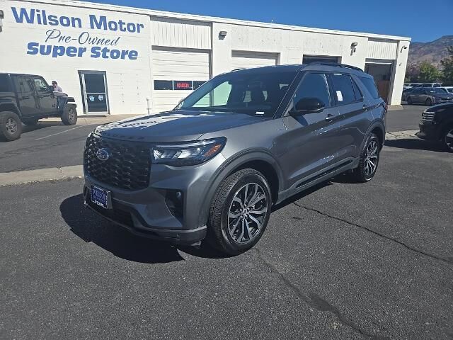 2026 Ford Explorer ST-Line — photo 1 of 13