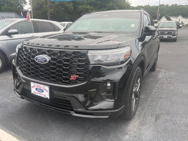 2025 Ford Explorer ST — photo 1 of 25