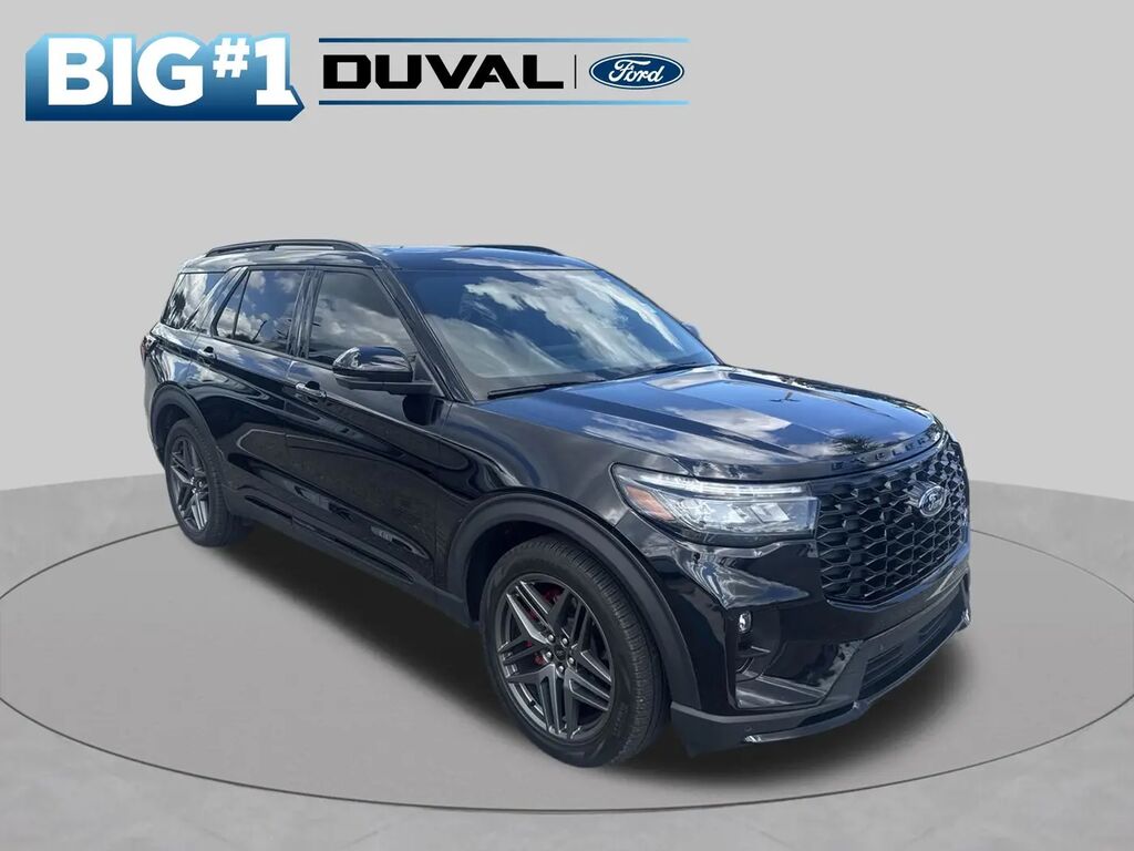 2025 Ford Explorer ST — photo 1 of 13