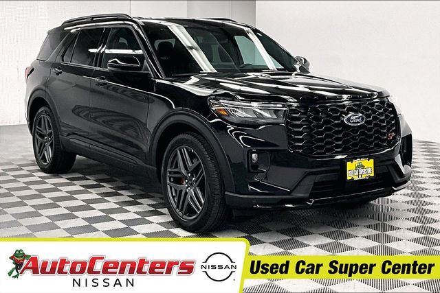 2025 Ford Explorer ST — photo 1 of 12