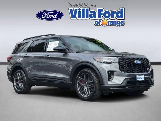 2025 Ford Explorer ST — photo 1 of 65