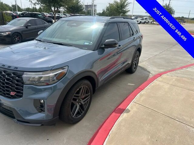2025 Ford Explorer ST