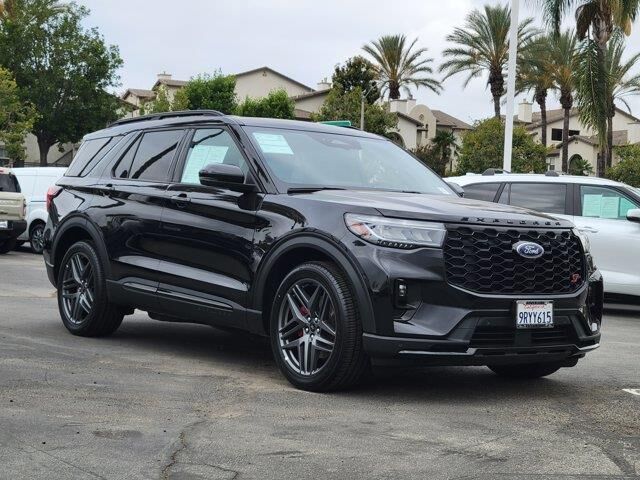 2025 Ford Explorer ST — photo 1 of 26