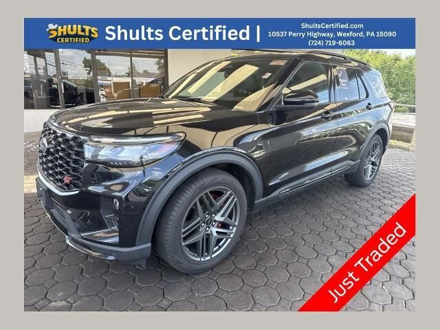 2025 Ford Explorer ST — photo 1 of 26