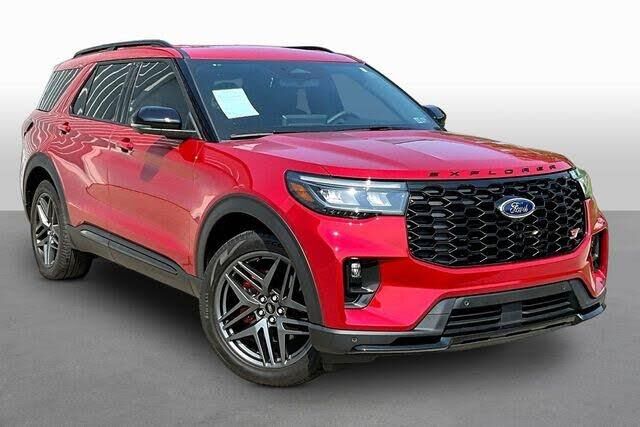 2025 Ford Explorer ST — photo 1 of 1