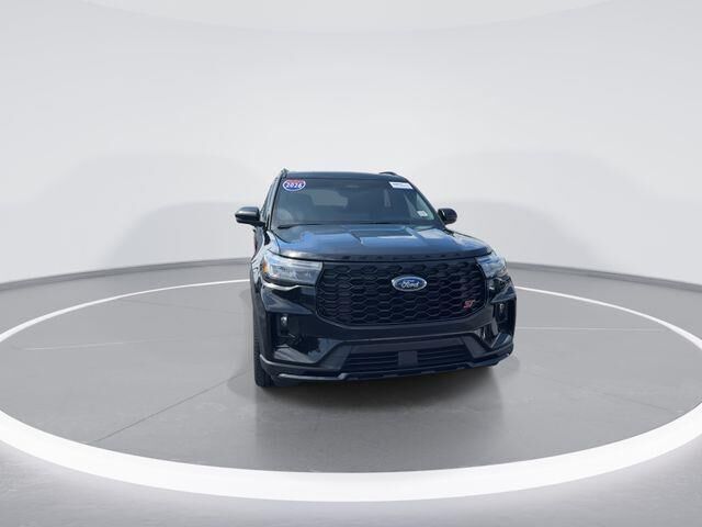 2026 Ford Explorer ST — photo 1 of 13