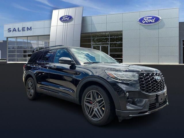 2025 Ford Explorer ST — photo 1 of 13
