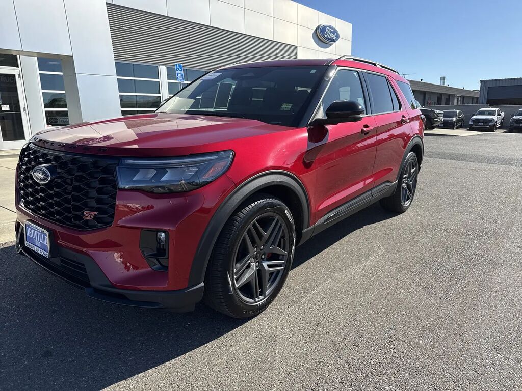 2025 Ford Explorer ST — photo 1 of 16