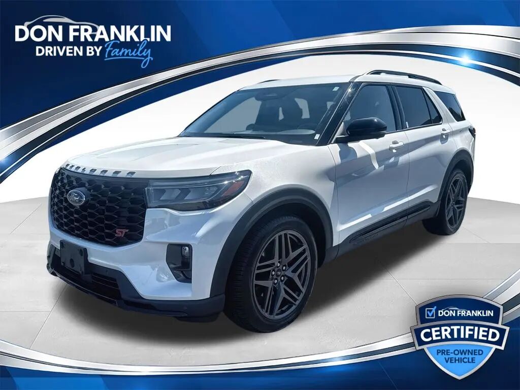2025 Ford Explorer ST — photo 1 of 15