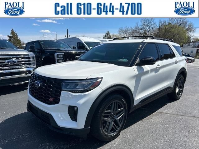 2025 Ford Explorer ST — photo 1 of 13