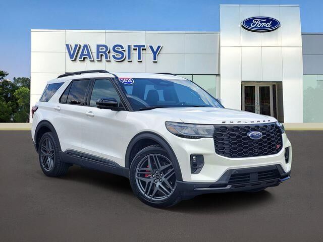 2025 Ford Explorer ST — photo 1 of 26