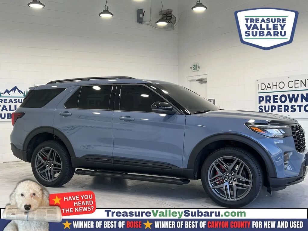 2025 Ford Explorer ST — photo 1 of 13