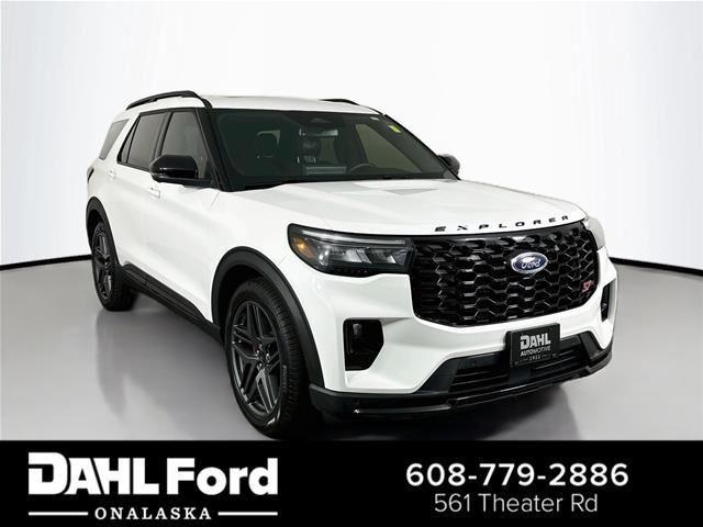 2025 Ford Explorer ST — photo 1 of 13