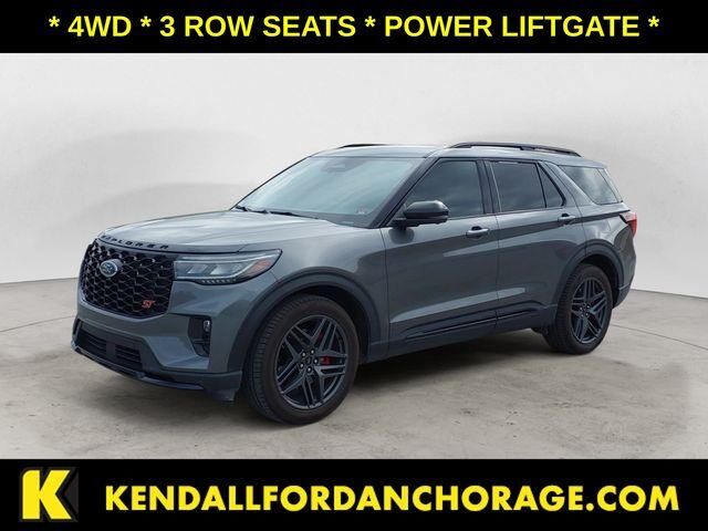 2025 Ford Explorer ST — photo 1 of 13