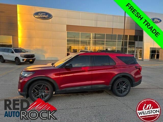 2025 Ford Explorer ST — photo 1 of 26