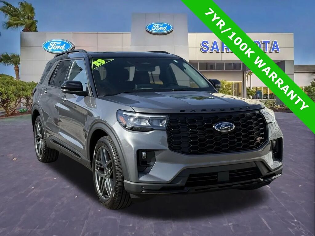 2025 Ford Explorer ST — photo 1 of 18