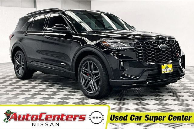 2025 Ford Explorer ST — photo 1 of 12