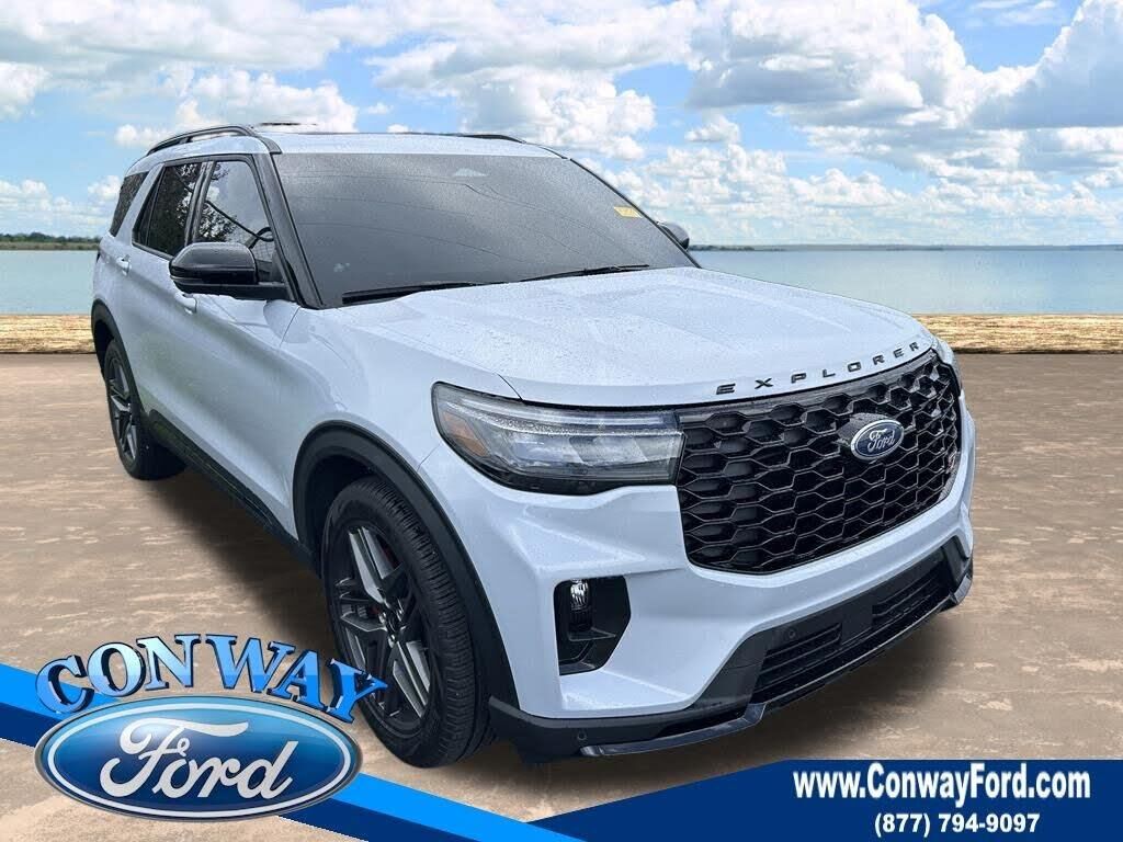 2026 Ford Explorer ST — photo 1 of 1