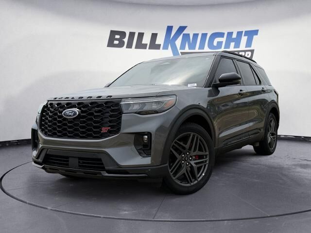 2026 Ford Explorer ST — photo 1 of 13