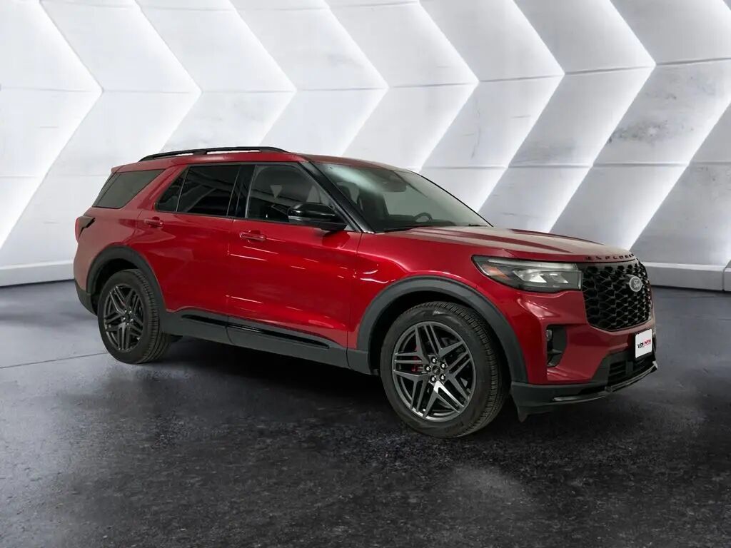 2025 Ford Explorer ST — photo 1 of 26