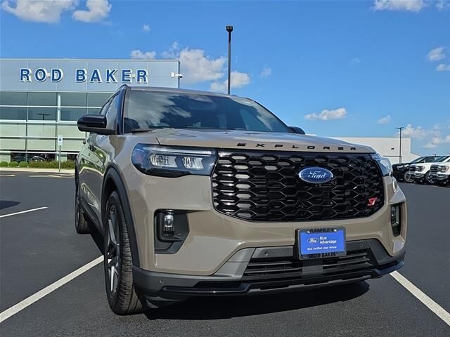 2026 Ford Explorer ST — photo 1 of 13