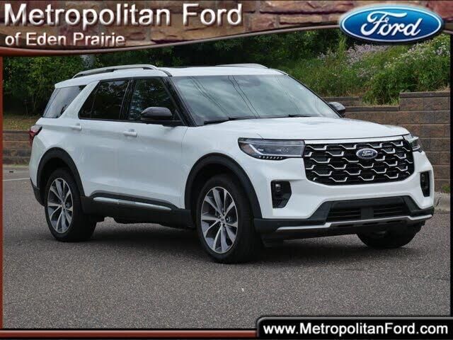 2025 Ford Explorer Platinum — photo 1 of 1