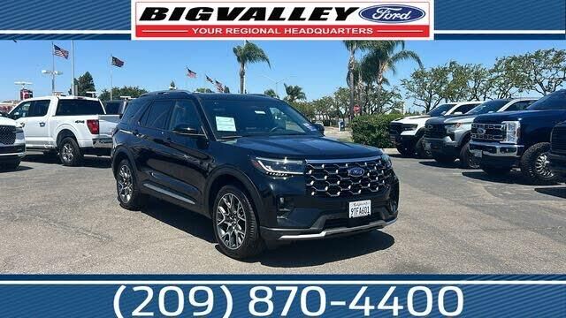2025 Ford Explorer Platinum — photo 1 of 2