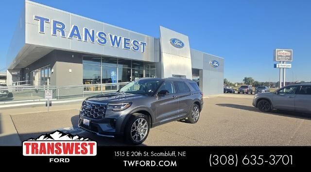 2025 Ford Explorer Platinum