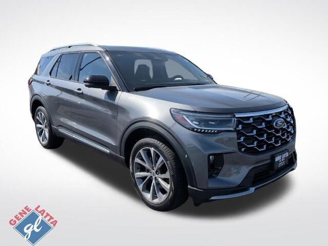 2025 Ford Explorer Platinum — photo 1 of 13