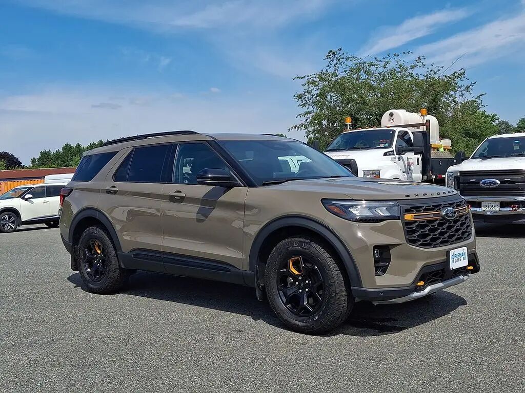 2026 Ford Explorer Tremor — photo 1 of 13