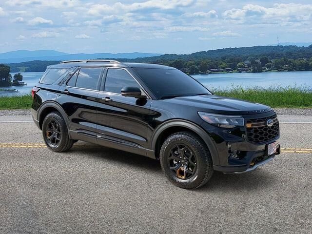 2026 Ford Explorer Tremor — photo 1 of 14