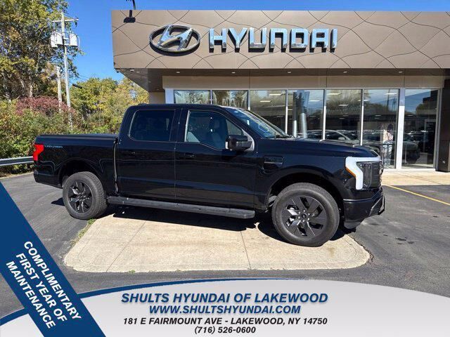 2023 Ford F-150 Lightning Lariat