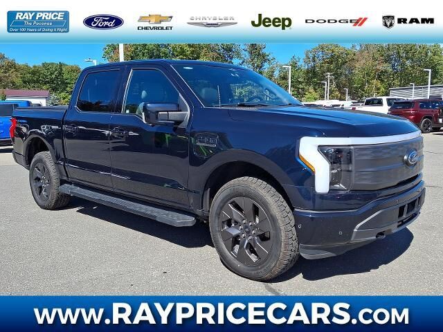 2023 Ford F-150 Lightning Lariat