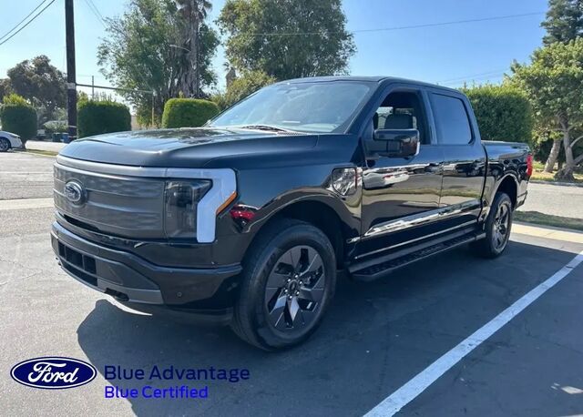 2023 Ford F-150 Lightning Lariat