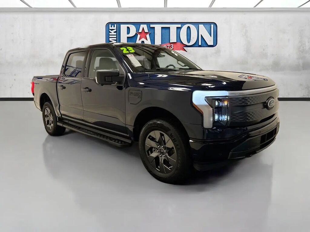 2023 Ford F-150 Lightning XLT — photo 1 of 17