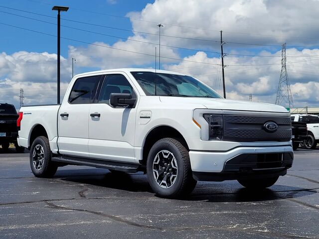 2023 Ford F-150 Lightning XLT