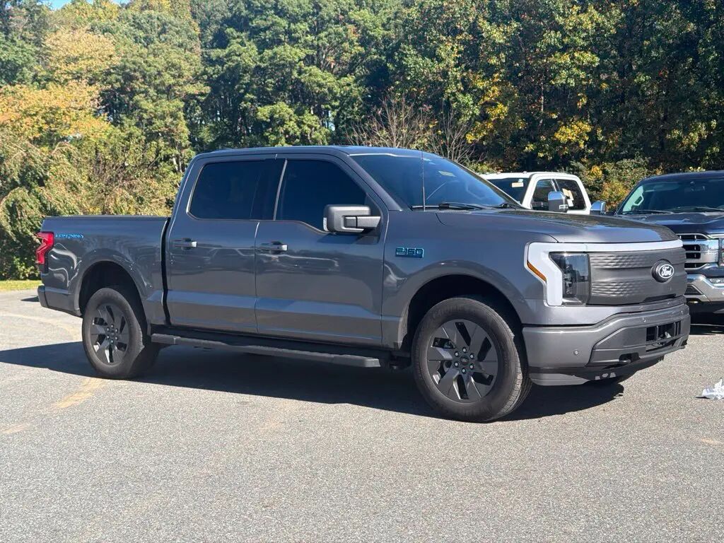 2024 Ford F-150 Lightning Flash — photo 1 of 13