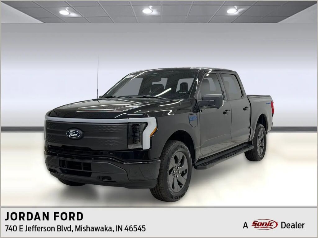 2024 Ford F-150 Lightning Flash — photo 1 of 4