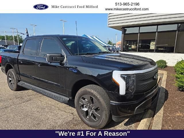 2024 Ford F-150 Lightning Flash — photo 1 of 26