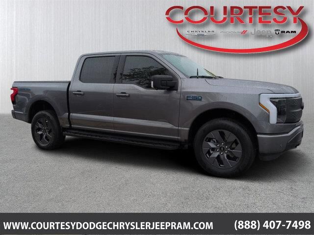 2025 Ford F-150 Lightning Flash