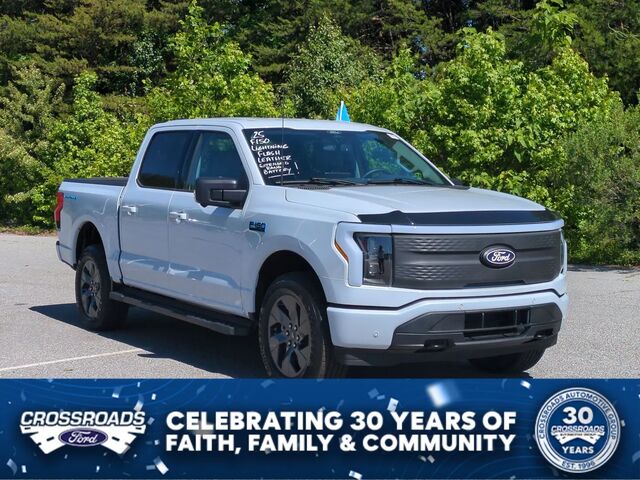 2025 Ford F-150 Lightning Flash